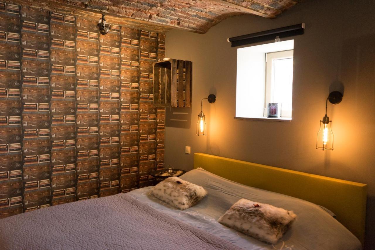 Gite De Corbion Loft1 Ciney Exterior foto